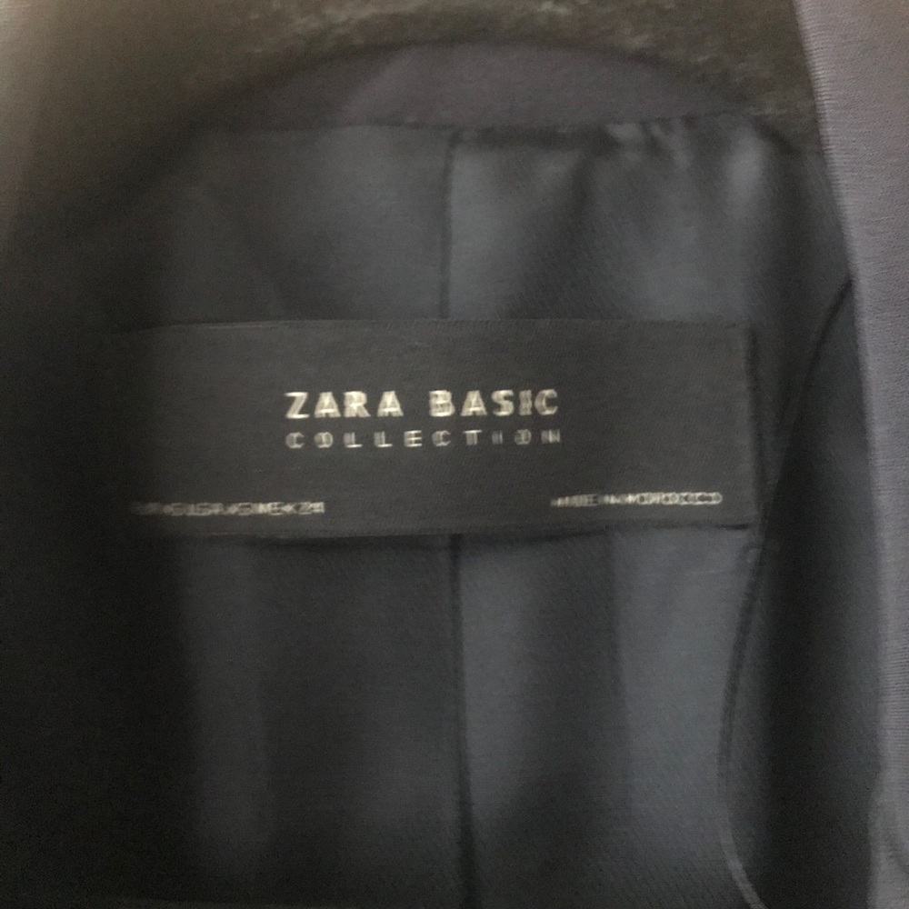 Zara Blazer - Picture 2 of 3